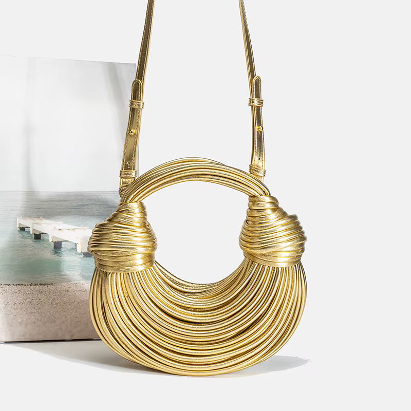 Sac à main créatif pour femme, vente chaude de la saison, tendance de la mode printemps, sac tissé, 