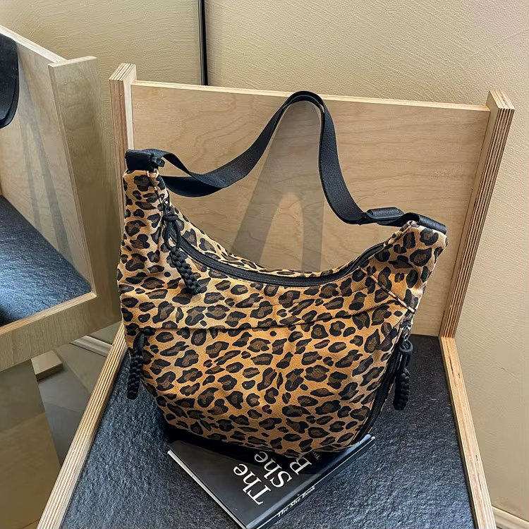 Sac Hobo imprimé léopard unique, sac à bandoulière sportif pour les déplacements, tout rond, sac à c