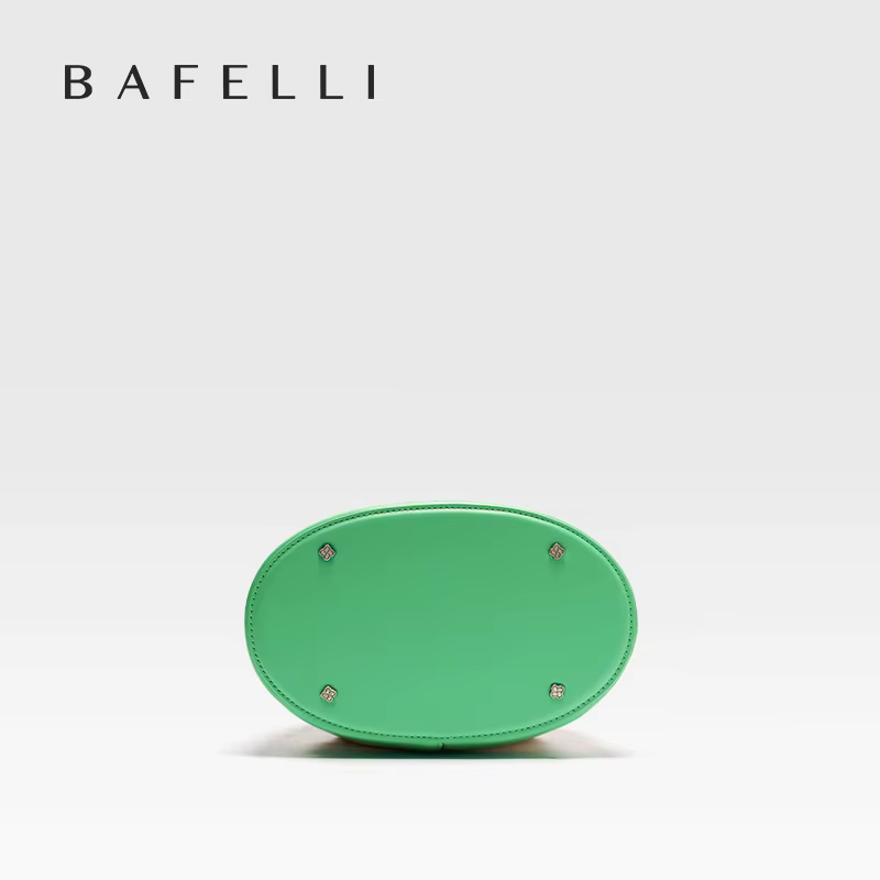 BAFELLI 2025 nouveau sac à main pour femmes marque de luxe printemps soldat design Style chaîne en cuir seau sacs