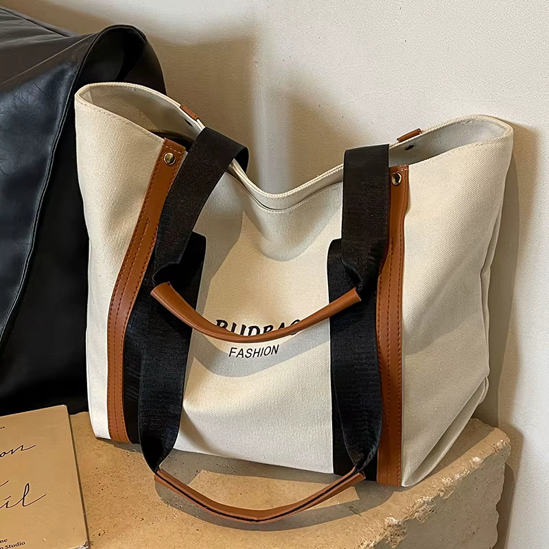Grand Sac à Épaule en Toile pour Femmes Élégant et Pratique Sac de Tous les Jours avec Larges Bandoulières Idéal pour le Shopping le Travail ou les Voyages