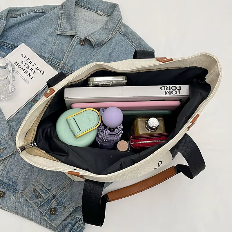Grand Sac à Épaule en Toile pour Femmes Élégant et Pratique Sac de Tous les Jours avec Larges Bandoulières Idéal pour le Shopping le Travail ou les Voyages