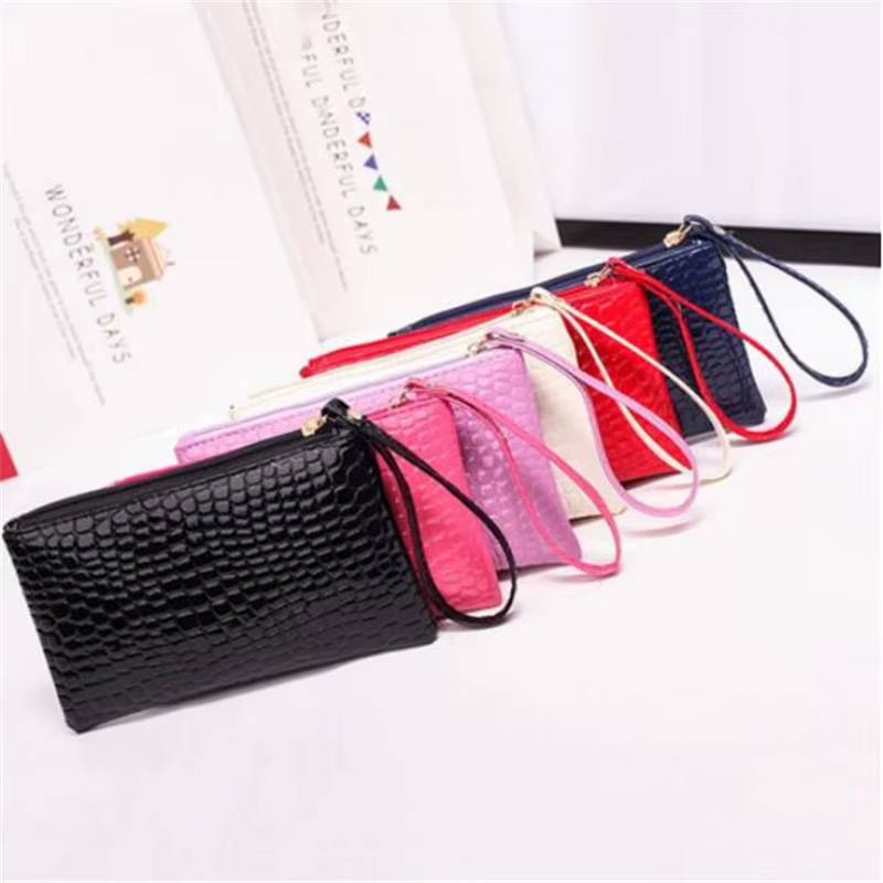Femmes portefeuilles mode dame bracelet sacs à main Long sac d'argent fermeture éclair porte-monnaie cartes porte-carte d'identité pochette femme portefeuille en cuir PU