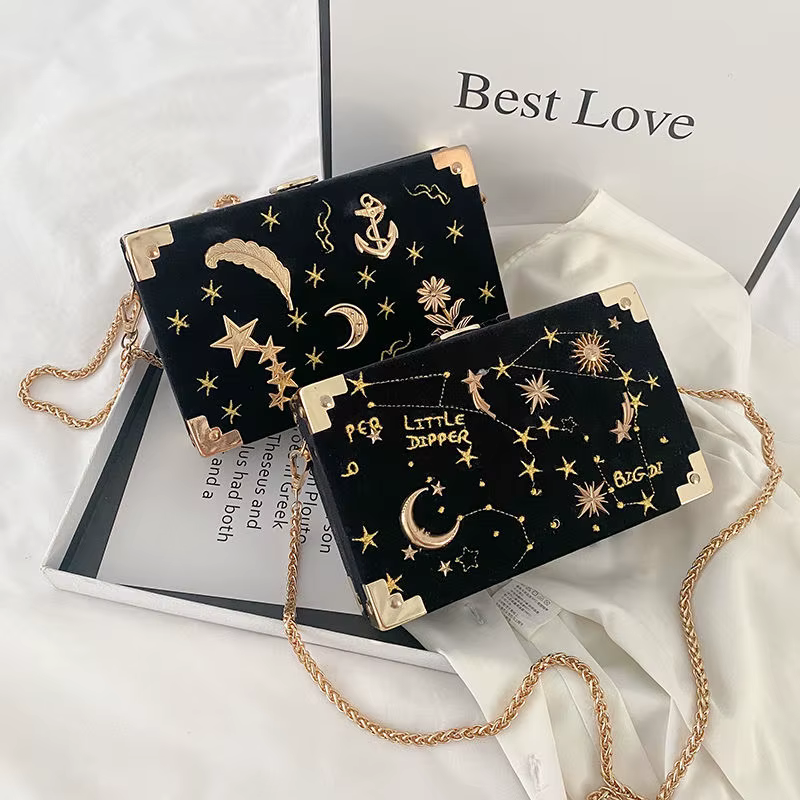 Petit sac carré en velours pour femmes