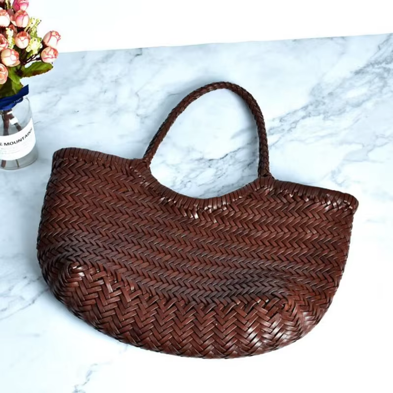 Cuir véritable de créateur tricoté à la main élégant ​ Poignée femme fourre-tout Vintage sac