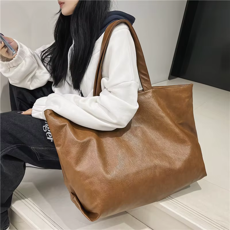 Sacs fourre-tout surdimensionnés de couleur noire pour femmes