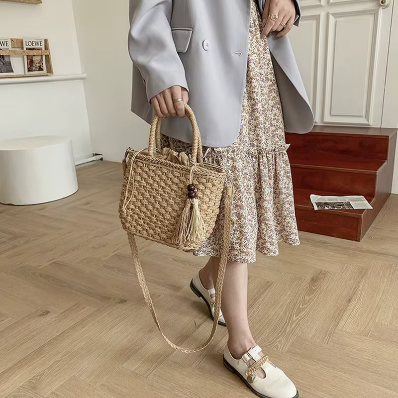 Sac à bandoulière tissé en rotin pour femmes