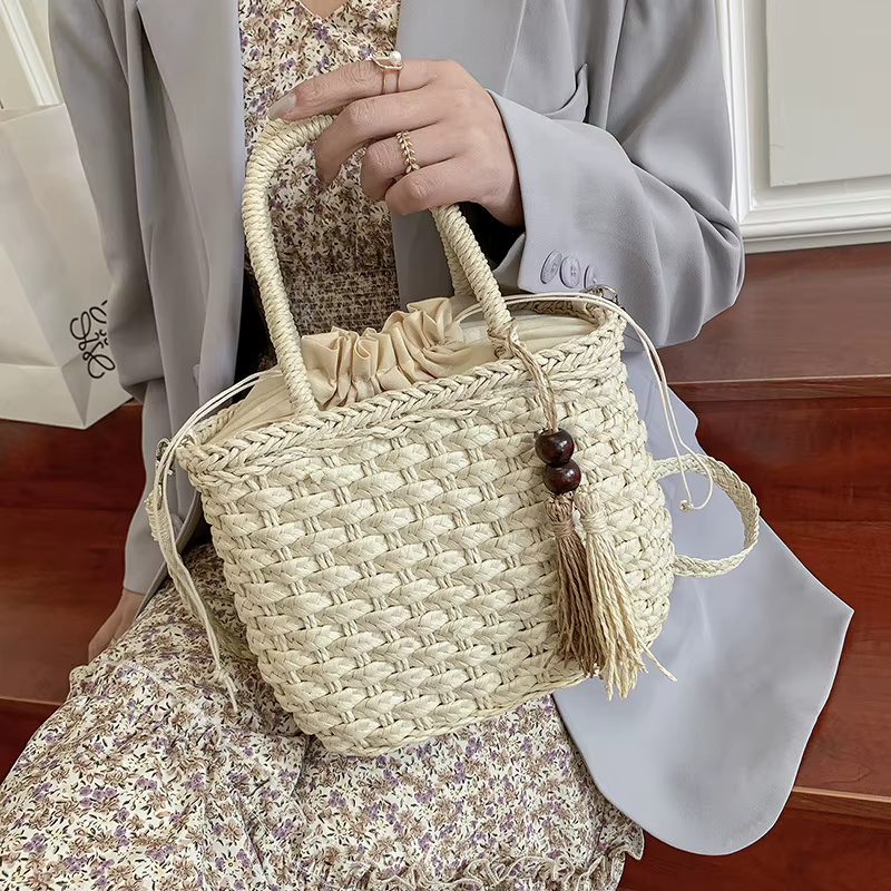 Sac à bandoulière tissé en rotin pour femmes
