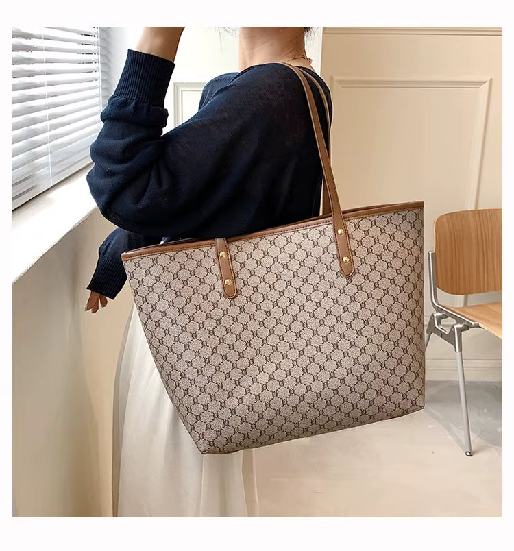 Grand sac à main fourre-tout rayé pour femme