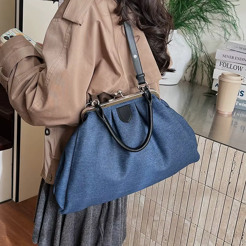 Sac à main pochette léopard pour femme avec fermoir métallique
