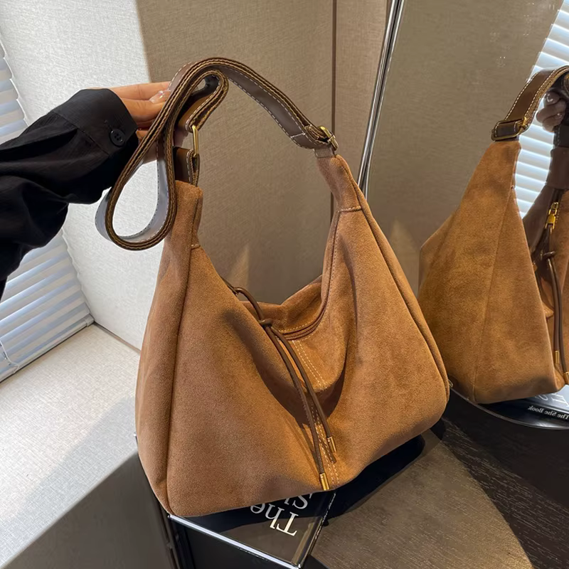 Sac à bandoulière pour femme de la marque FLYING STARS