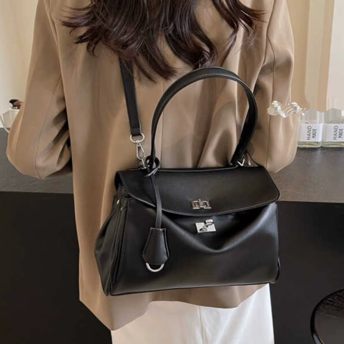 Sac fourre-tout portable grande capacité à la mode pour femme – Nouvelle collection été