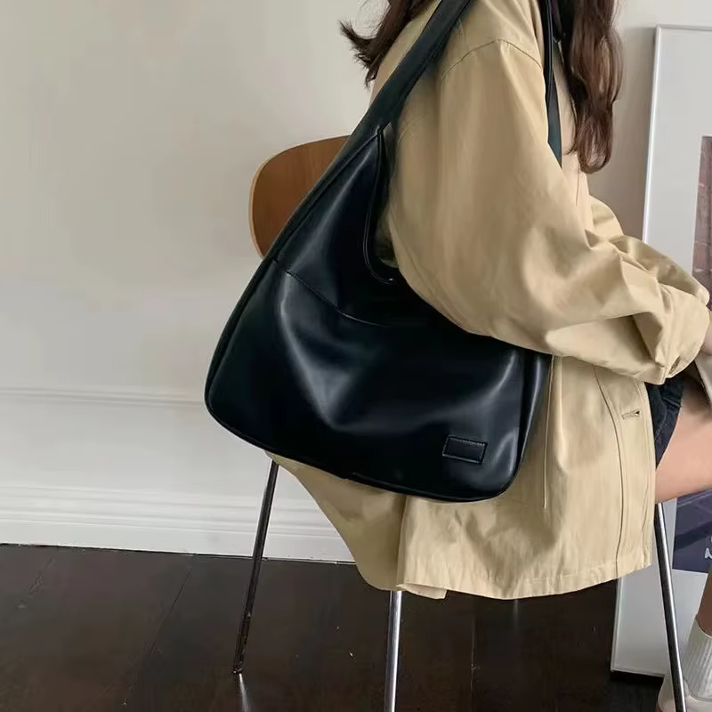 Sac fourre-tout en cuir noir de grande capacité pour femmes