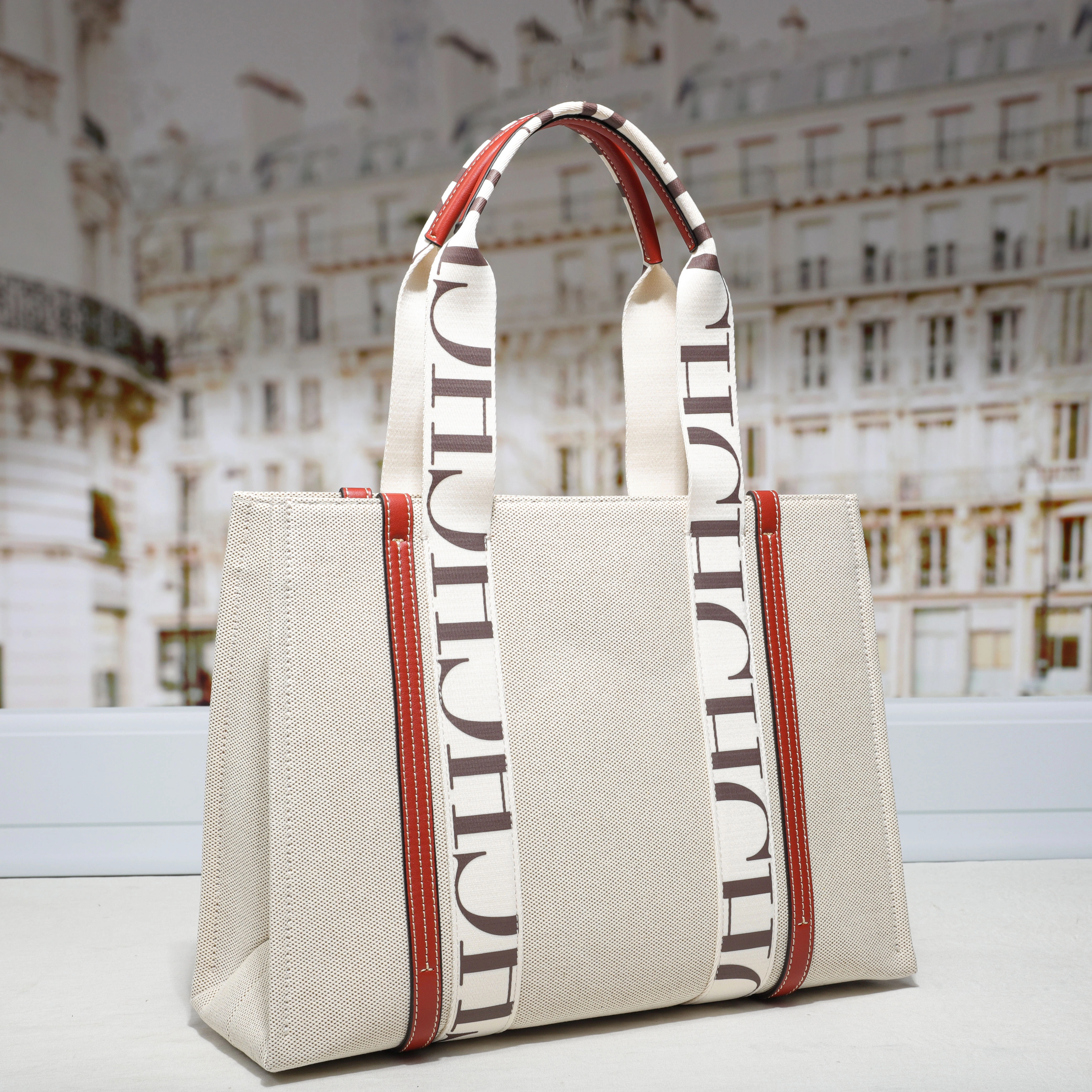 Sac à main carré de style simple CH