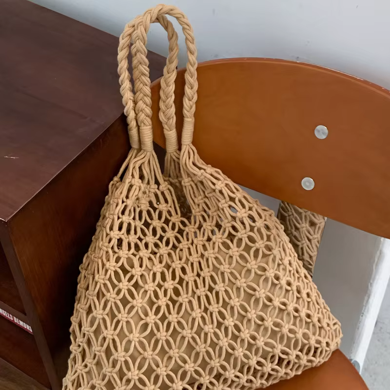 Sac à main bandoulière bohème en crochet ajouré à une épaule avec poche intérieure