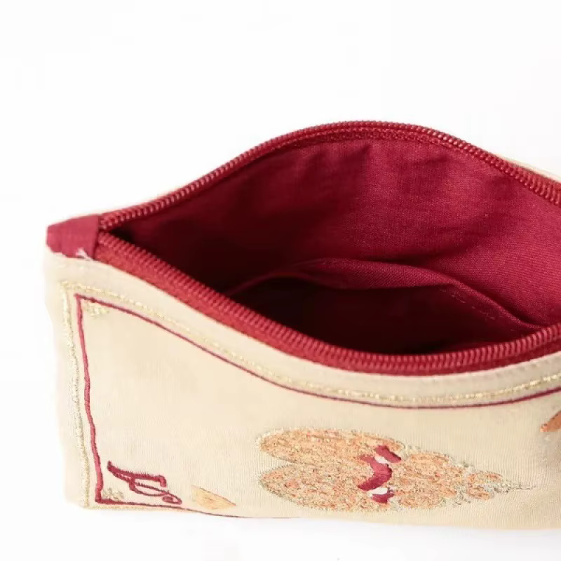 Pochette cosmétique brodée à la main de style japonais
