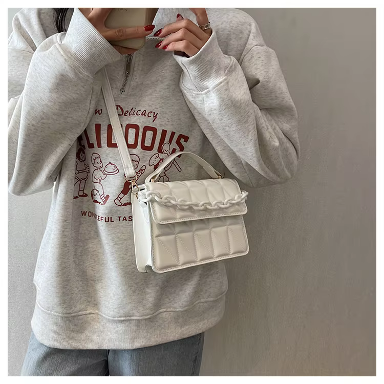 Sac à main avec chaîne en diamant pour femmes