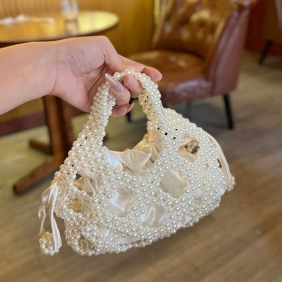 Sac tissé perlé fait à la main