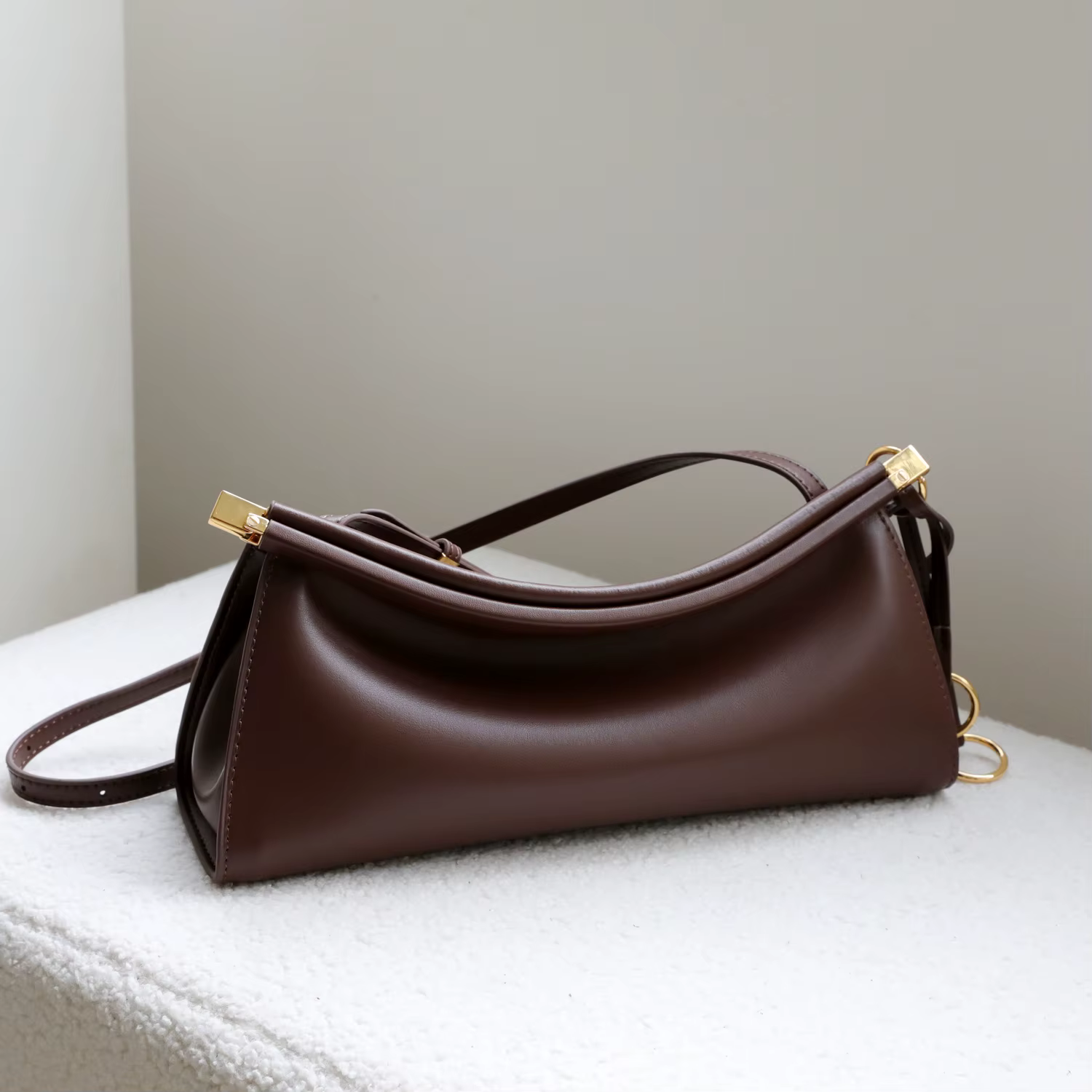 Sacs pour femmes Sac sous le bras en cuir véritable Nouveau sac à main Design compact Haut de gamme Clip