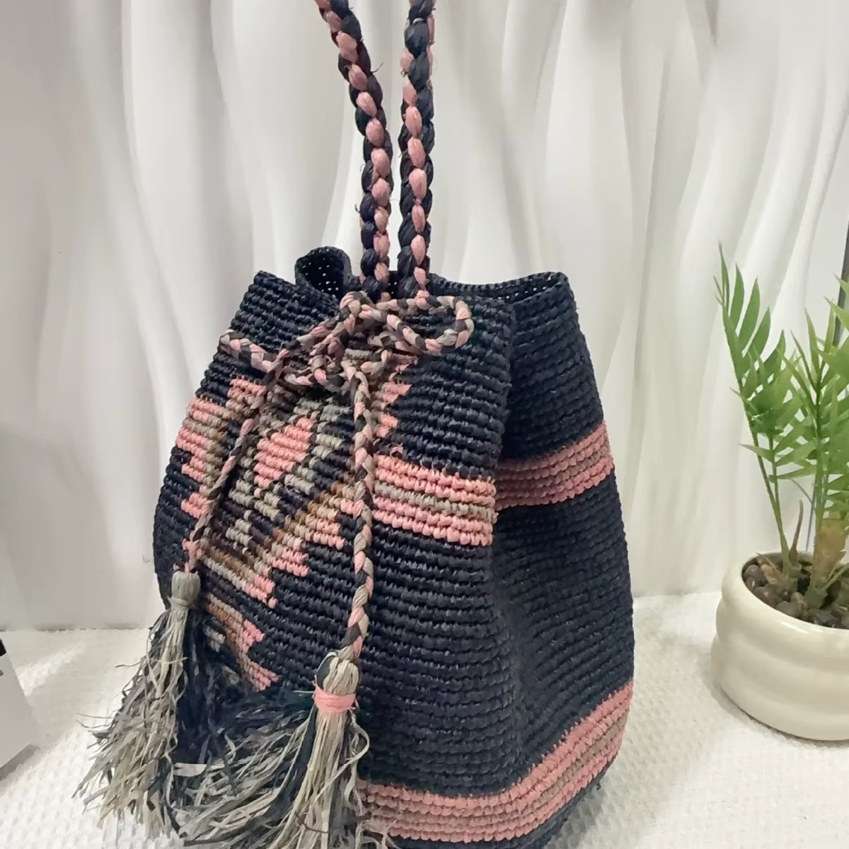 Sac à main en raphia crocheté à la main pour femme