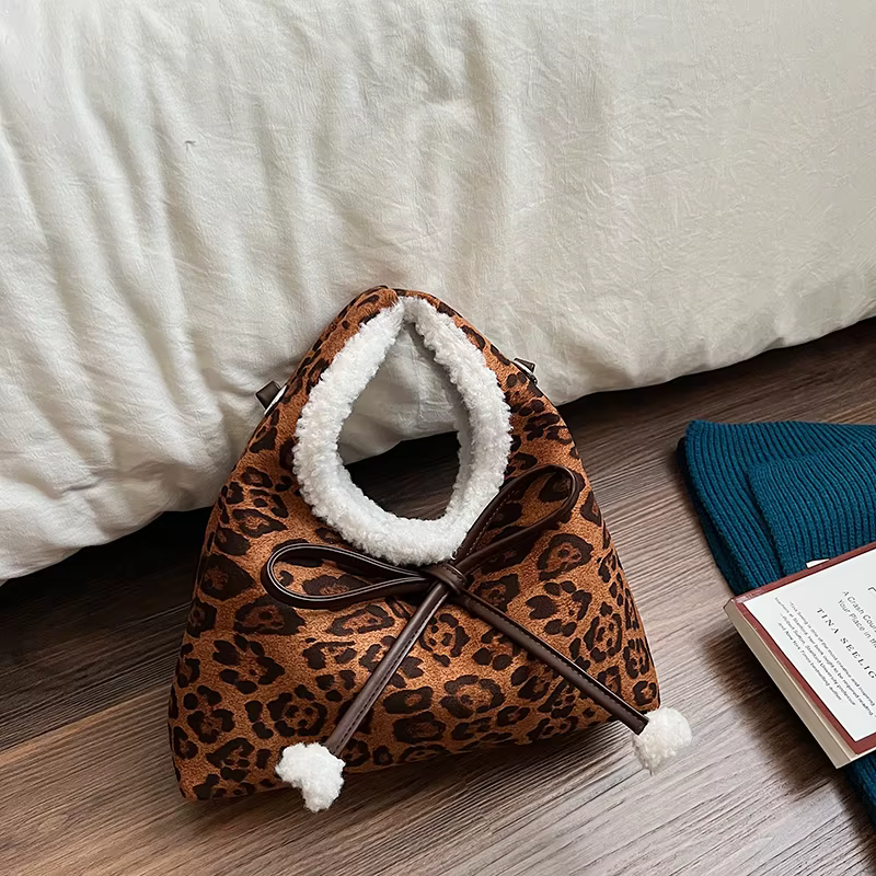 2025 hiver nouvelle tendance fourre-tout décontracté Faux daim arc léopard fermeture éclair sacs à bandoulière haut de