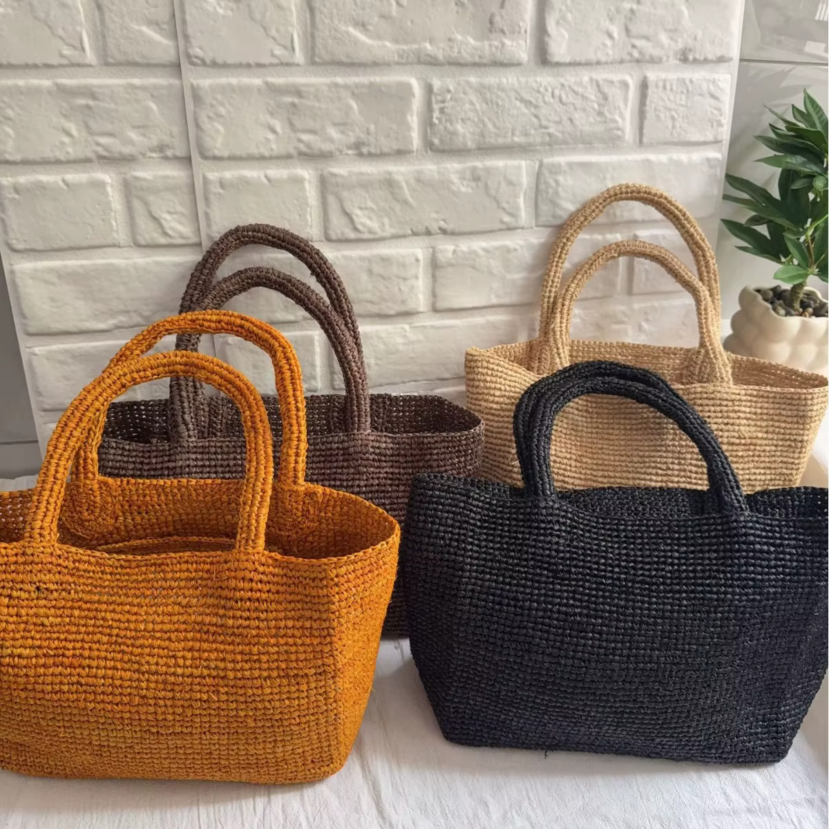 Sacs en raphia faits main pour femmes
