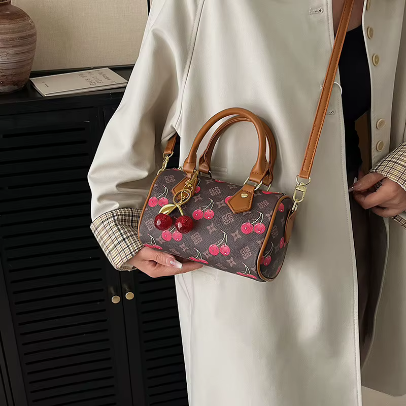 Sac Boston à imprimé cerises mignon