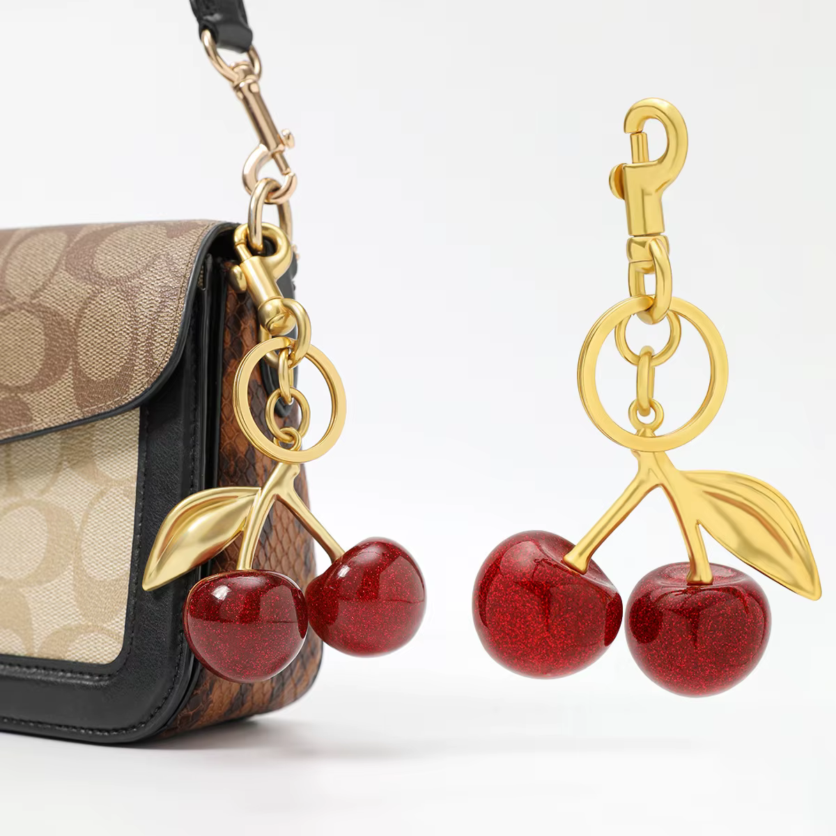 Pendentif de sac de fruits cerise à la mode