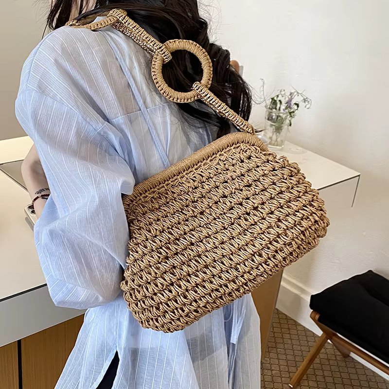 Sac à bandoulière rond grand format avec chaîne pour femme