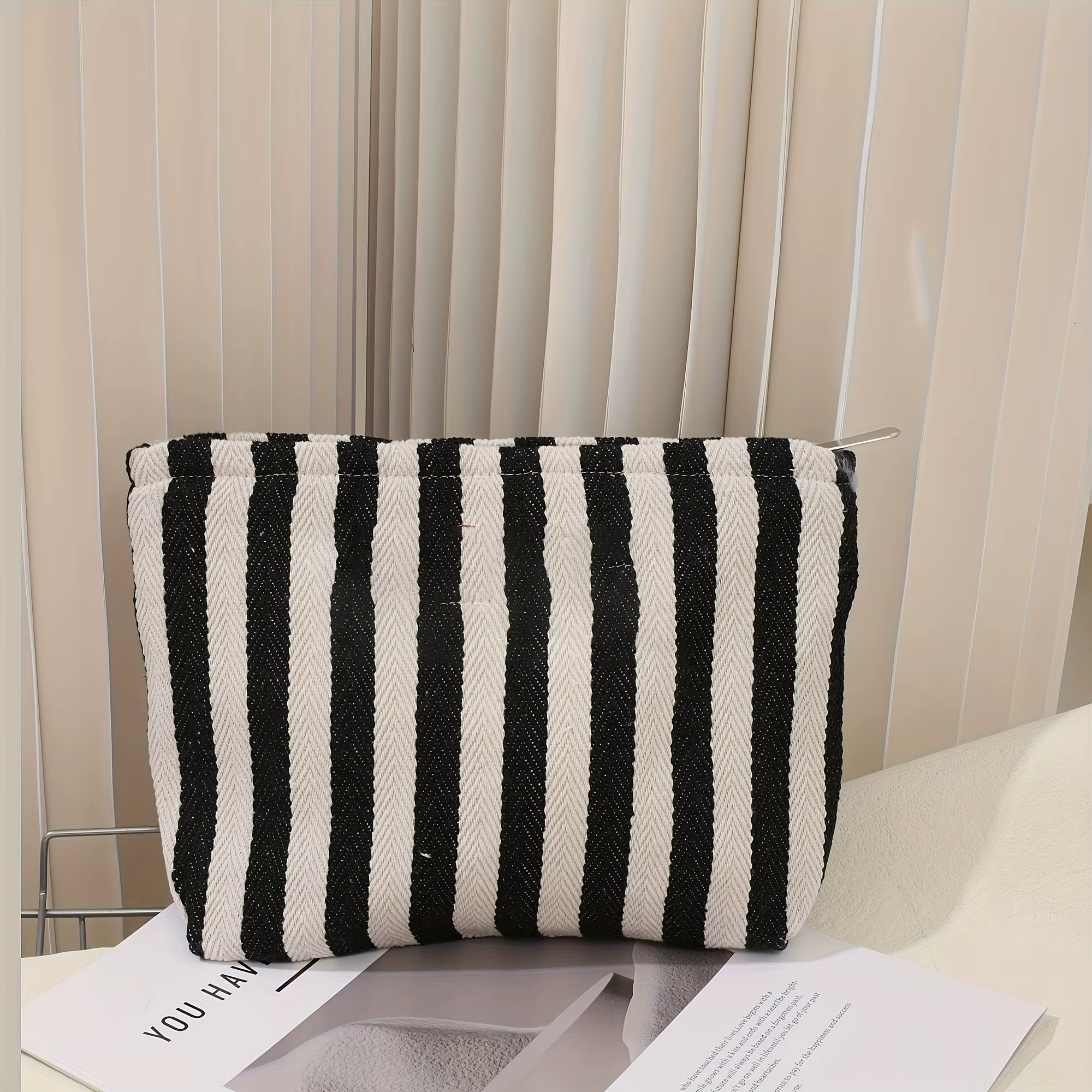 Trousse de maquillage rayée personnalisée