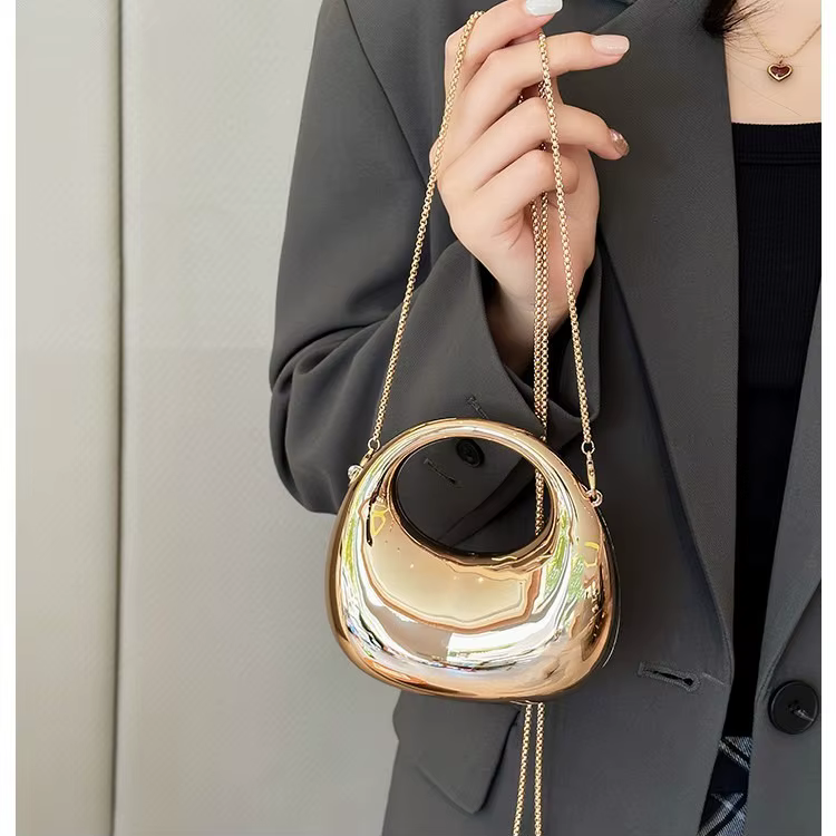 Mini sac de soirée doré