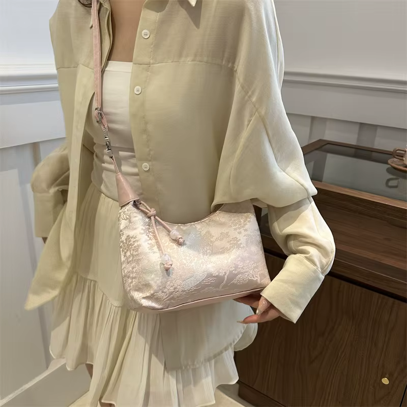Nouveau Style chinois broderie Fine dames sacs à main 2025 été mode sac à bandoulière