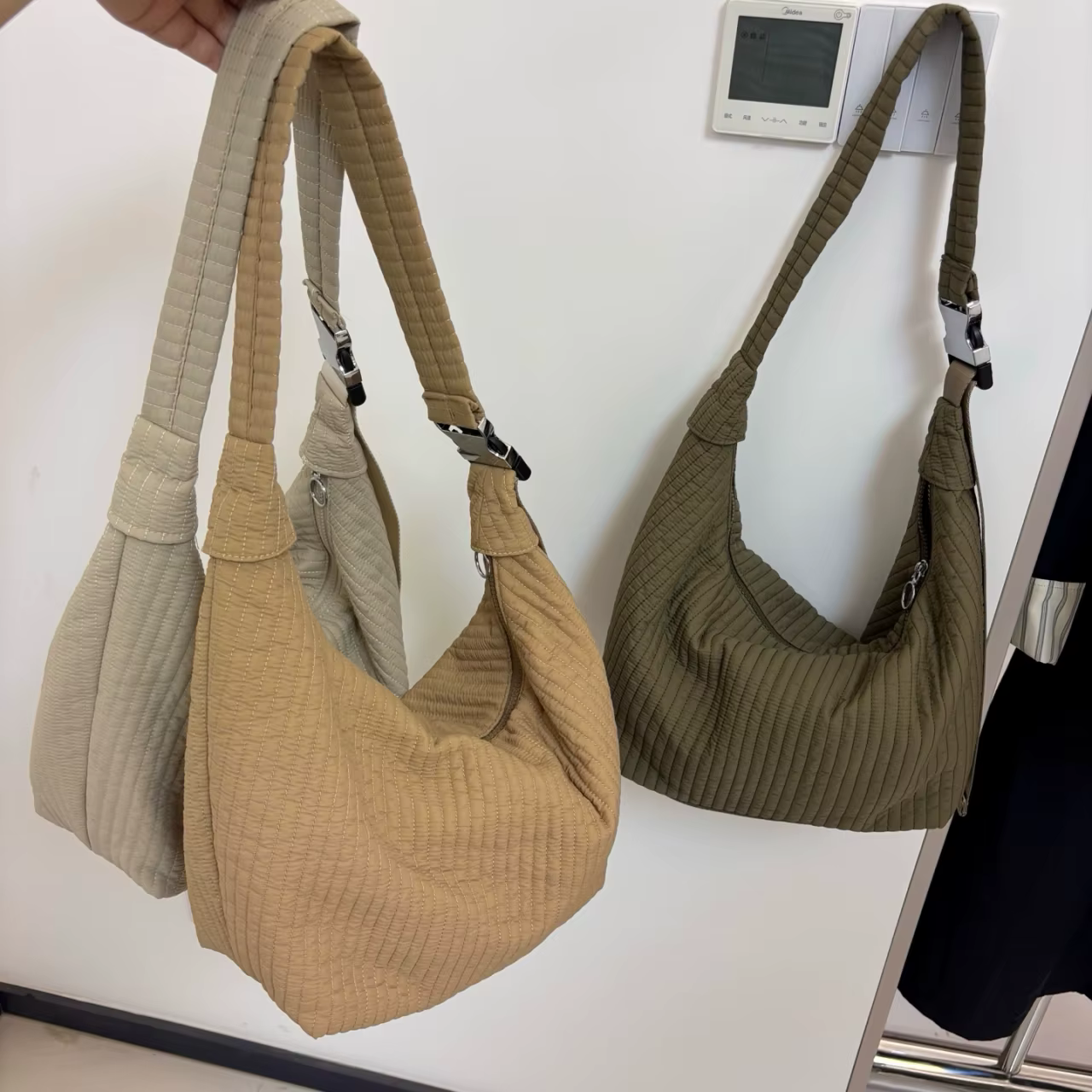 Nylon couleur unie grande capacité fourre-tout décontracté automne polyvalent femme sacs en vente 2025 mode Simple mode sacs à bandoulière