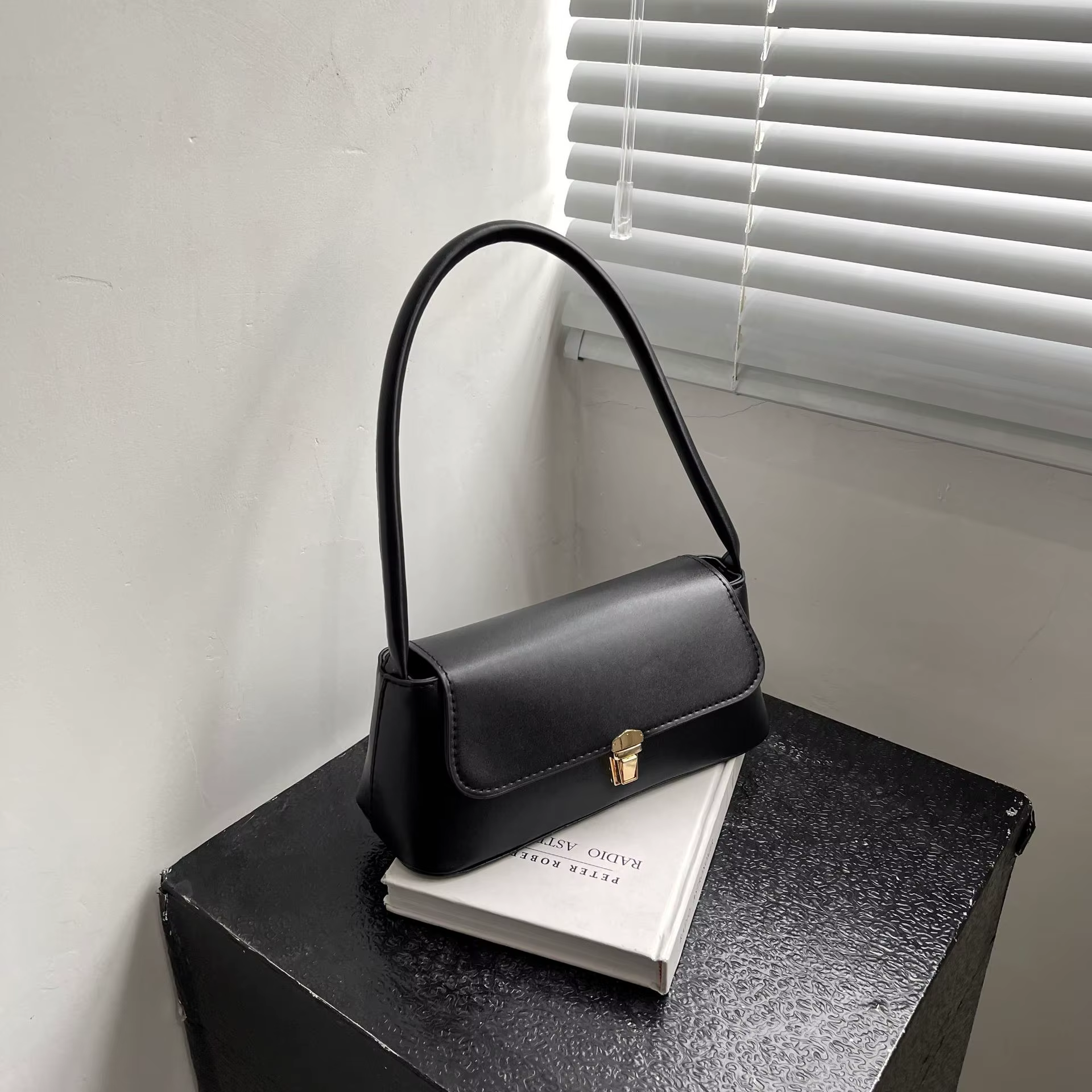Sac à bandoulière rétro pour femmes