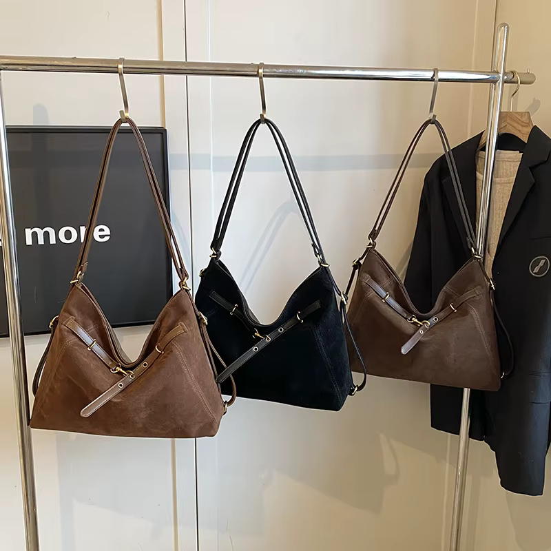 Sacs à bandoulière monochromes décontractés pour femmes, compartiment intérieur, fermeture éclair, sacs à main souples pour PC, épissage, mode, offre spéciale, 2024
