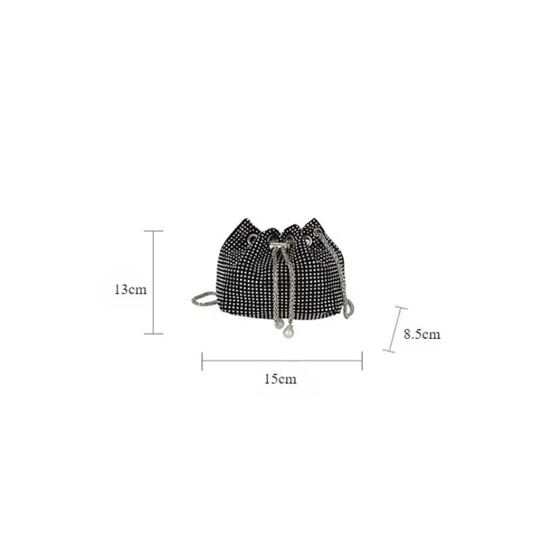 Sac seau décoré de paillettes à la mode