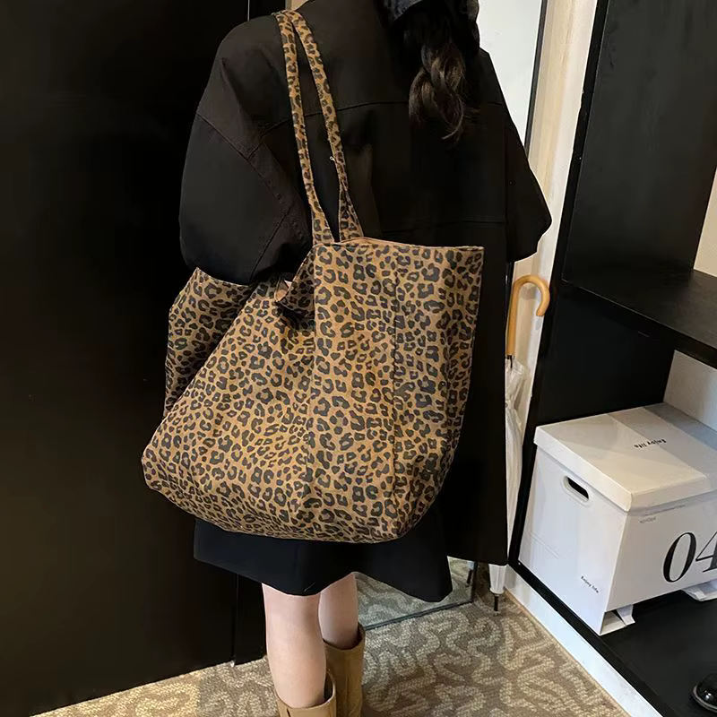 Nouveau sac fourre-tout en toile style décontracté grande capacité imprimé léopard