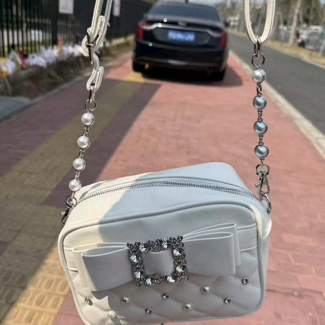 Sac carré rose avec nœud en diamant pour femmes