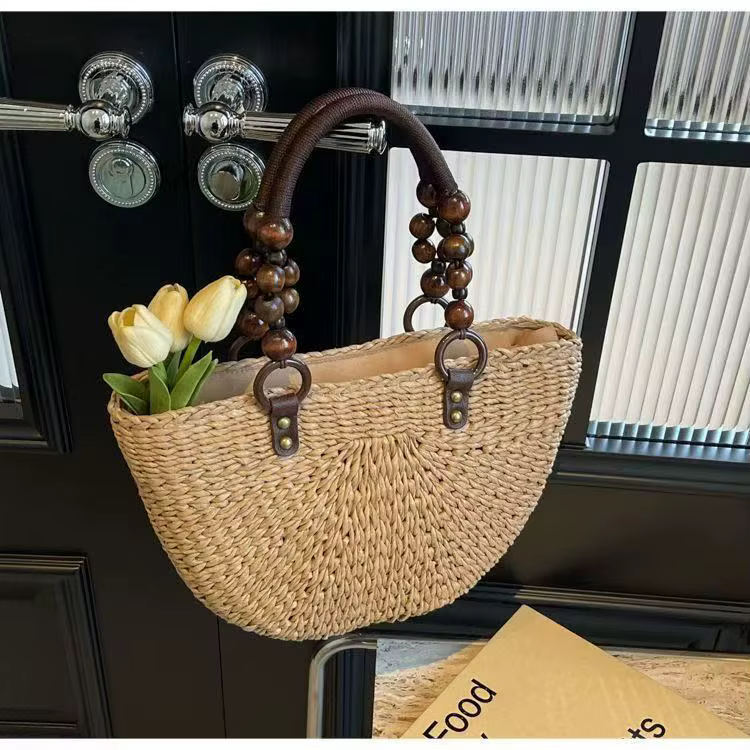 Sac tissé à la main avec poignée en perles de bois, sac fourre-tout grande capacité pour femme, sac de plage pour les vacances