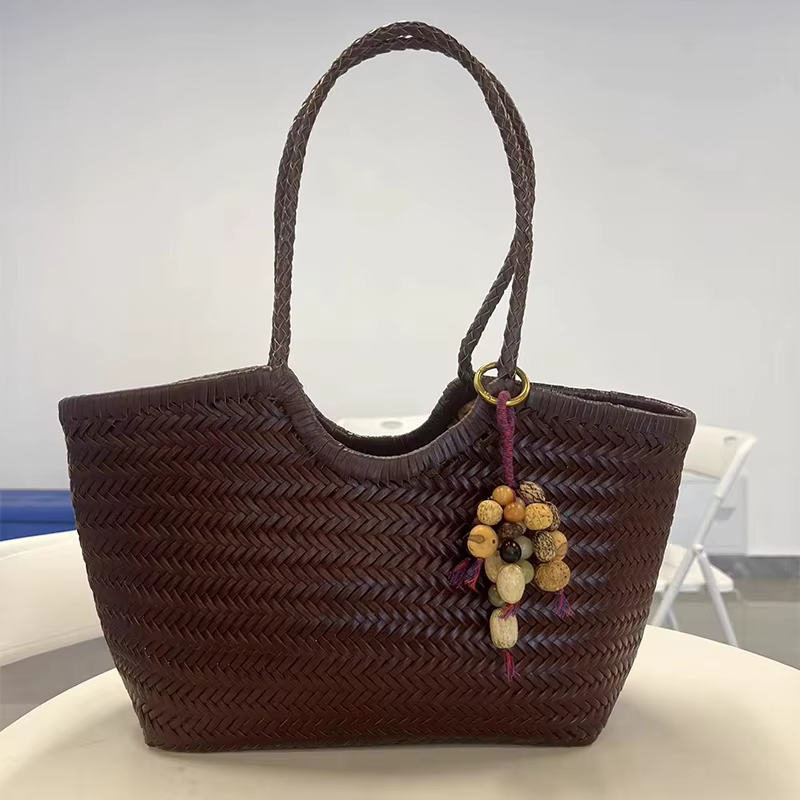 Sac tissé en cuir français