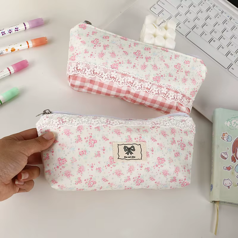 Sac à cosmétiques en dentelle de haute qualité