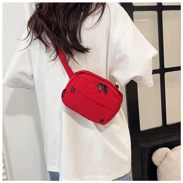 Sac à main carré de style urbain unisexe