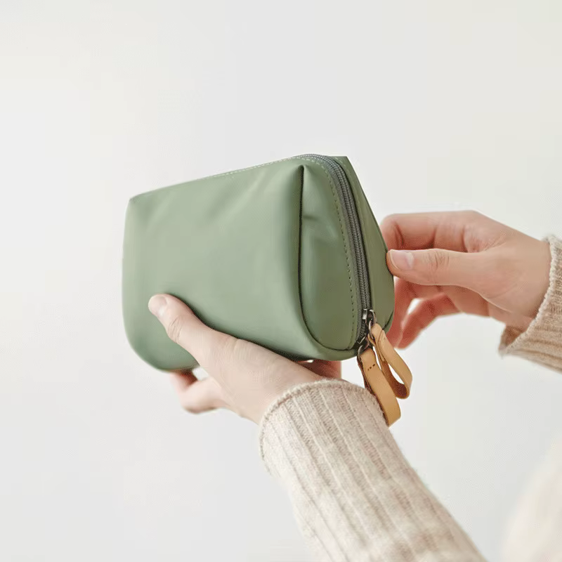 Trousse de maquillage simple pour femmes