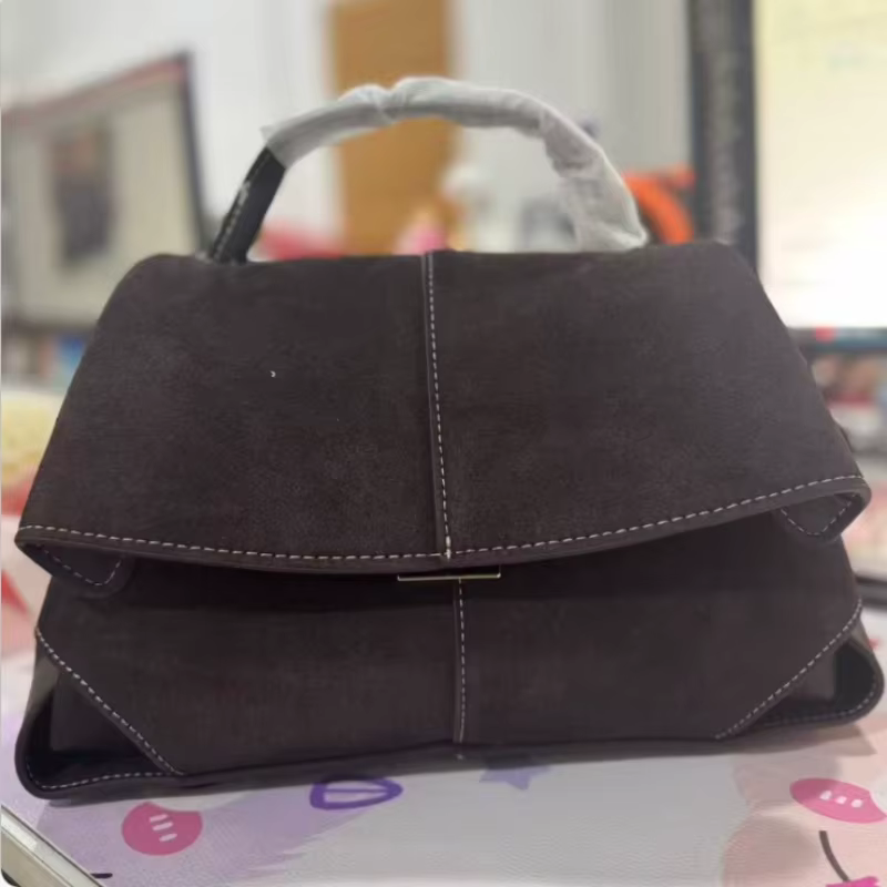 Sac à bandoulière de marque de luxe