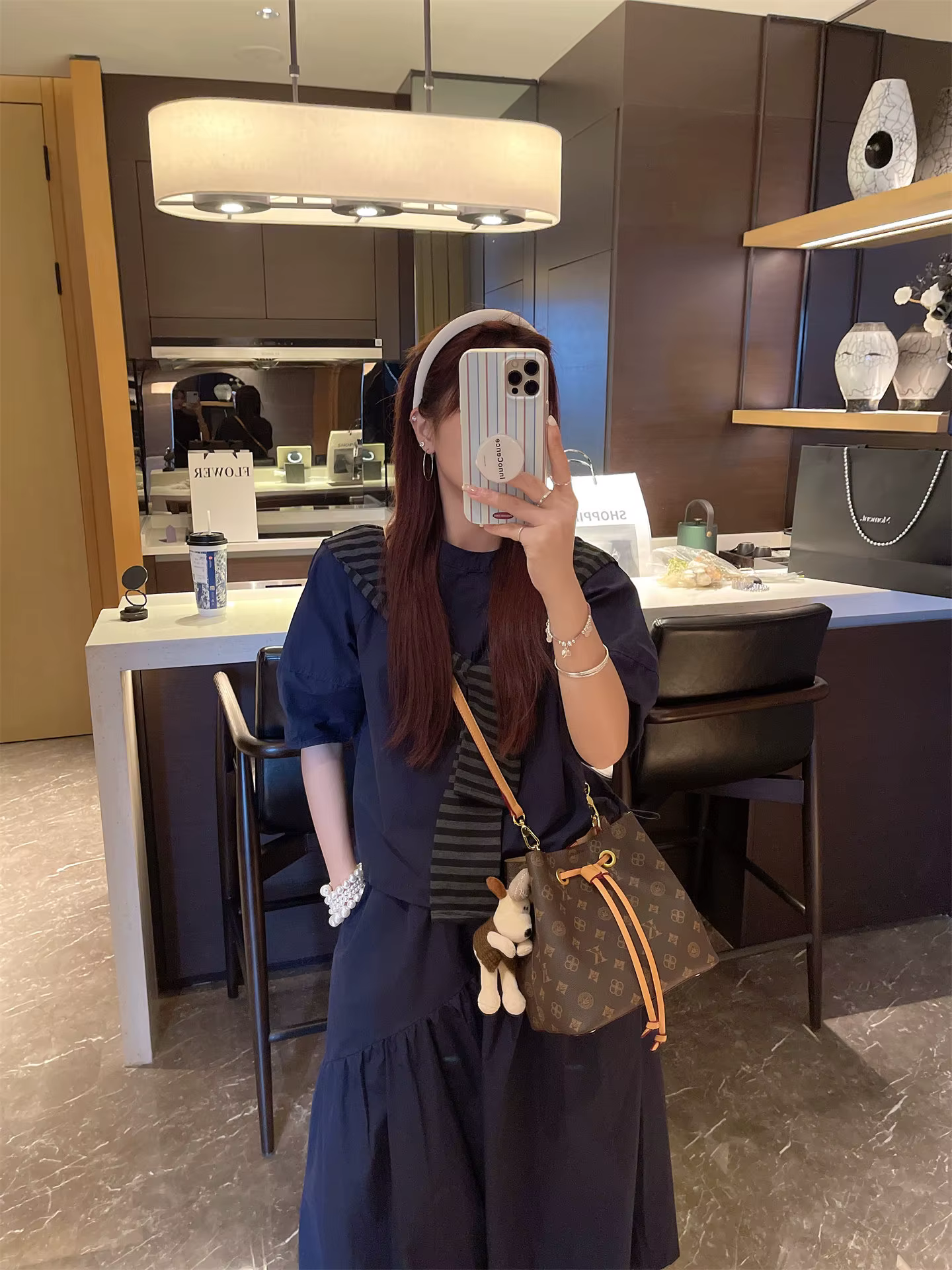 Sac seau classique monogrammé pour femme