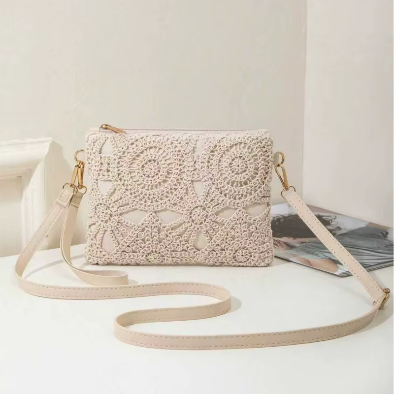 Sac à bandoulière tressé ajouré style bohème 2026