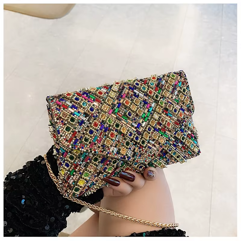 Strass soirée pochette 2025 diamant femmes Banquet fête de mariage mode messager sac à main chaîne petit sac à bandoulière