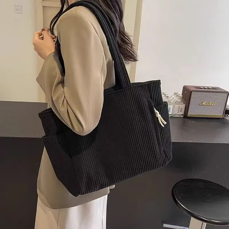 Sac à main quotidien en velours côtelé