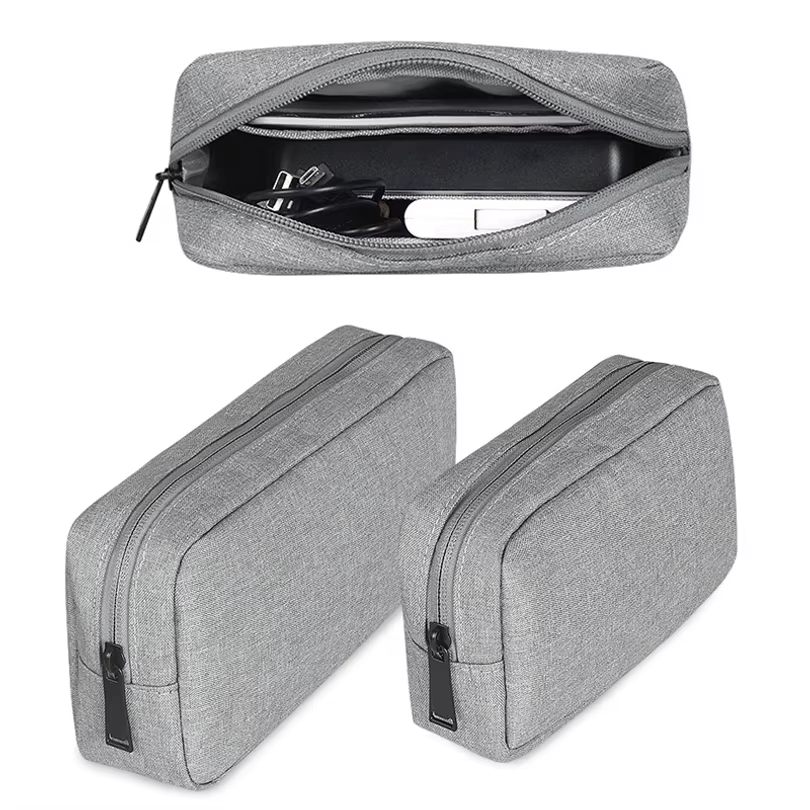 Pochette de voyage pour organiser les câbles USB