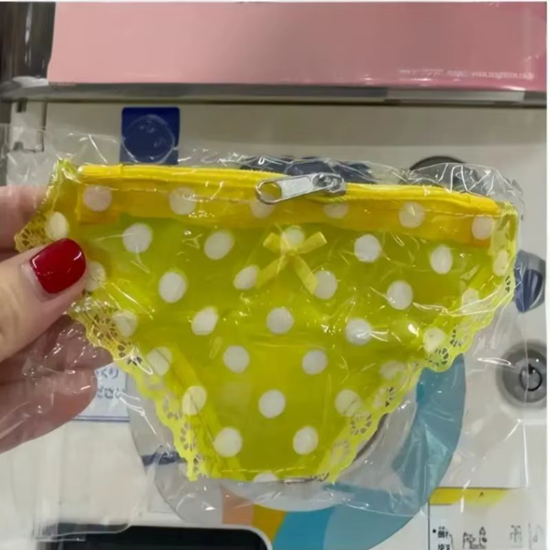 Porte-monnaie en dentelle mignon