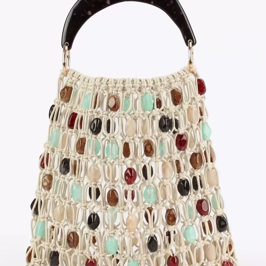 Sac à main vintage fait main perlé